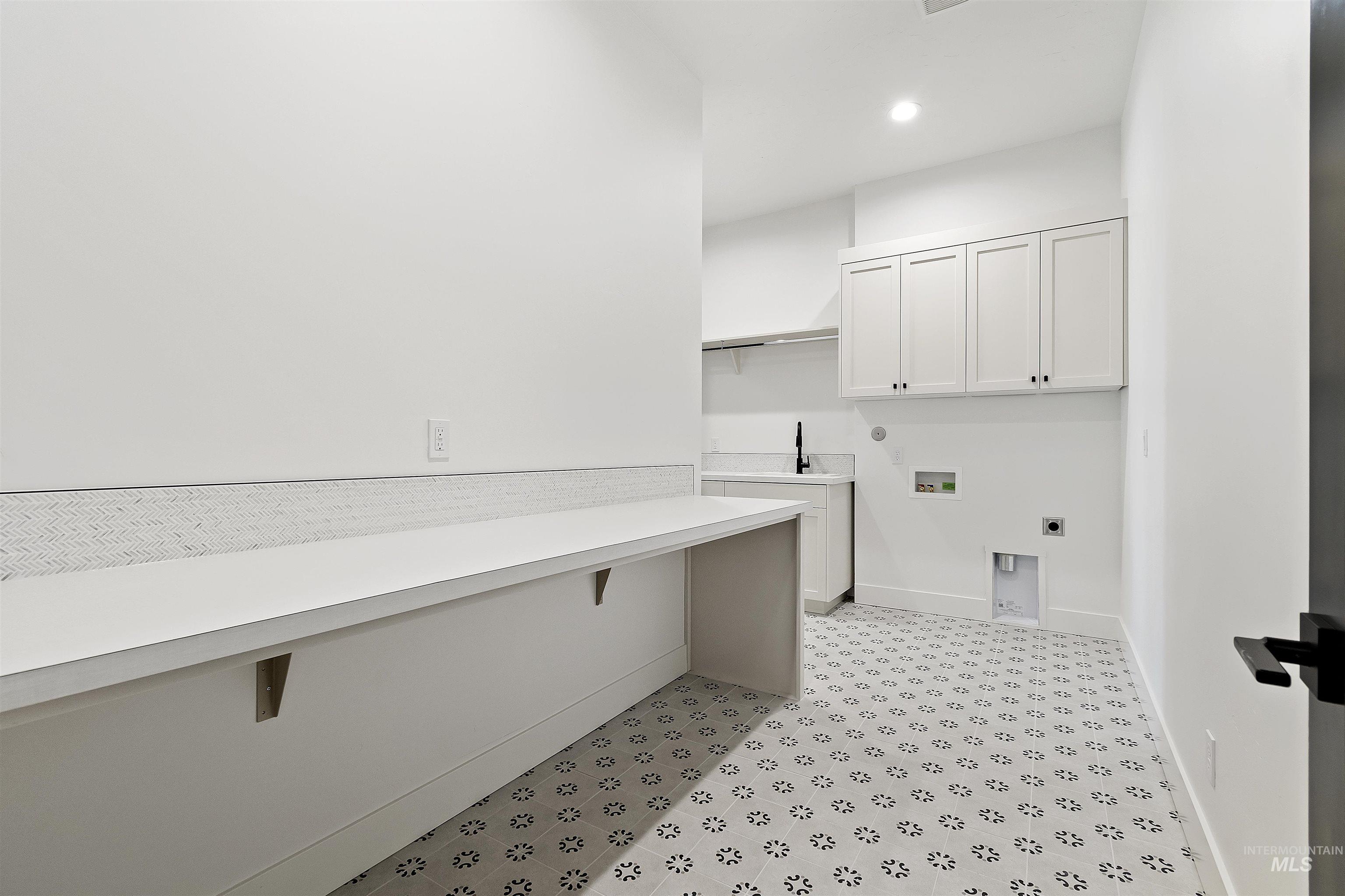 5615 W Haughburn Dr Property Photo 45