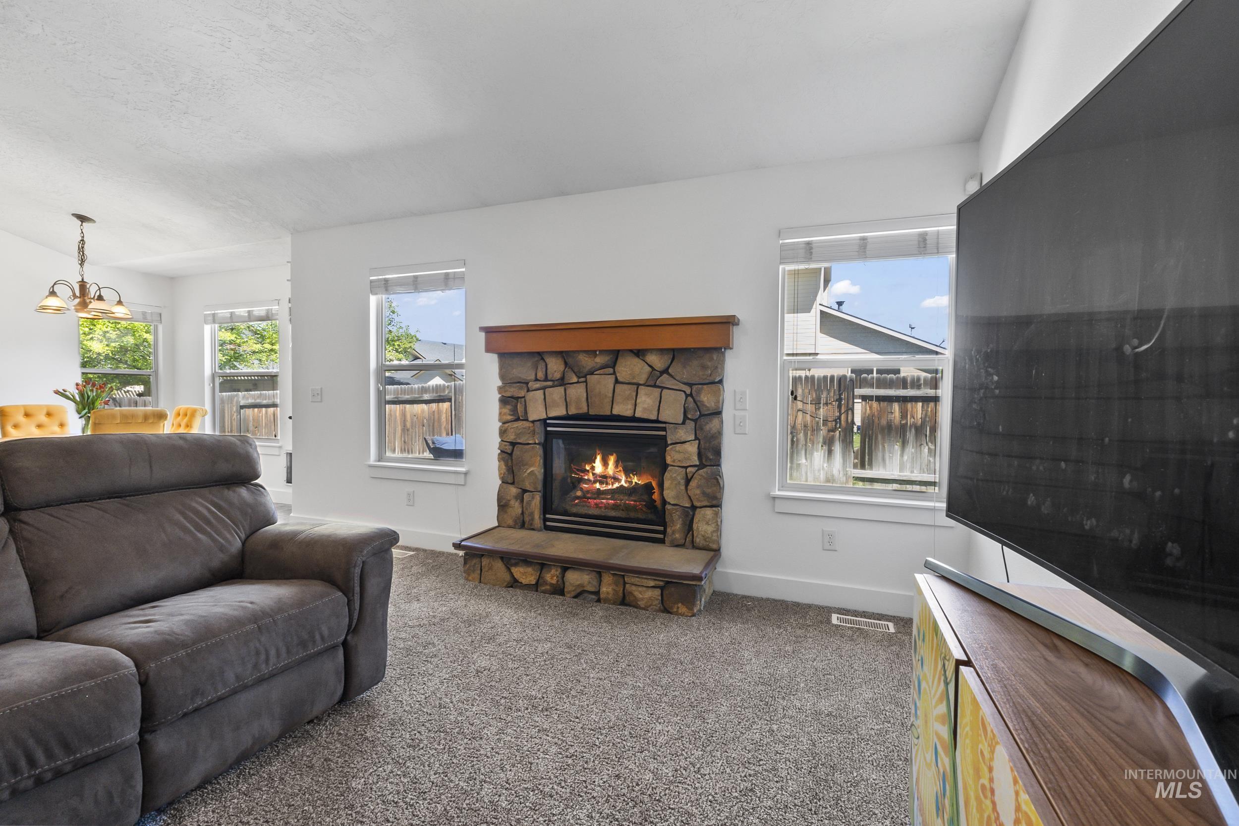 9594 W Silverspring St Property Photo 5