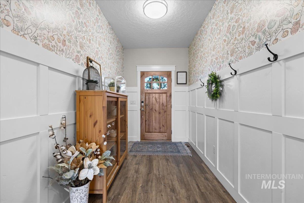 8209 Swiftwater Dr Property Photo 8