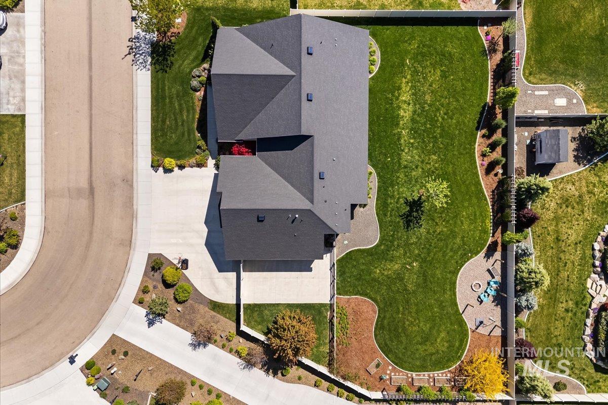 8209 Swiftwater Dr Property Photo 41