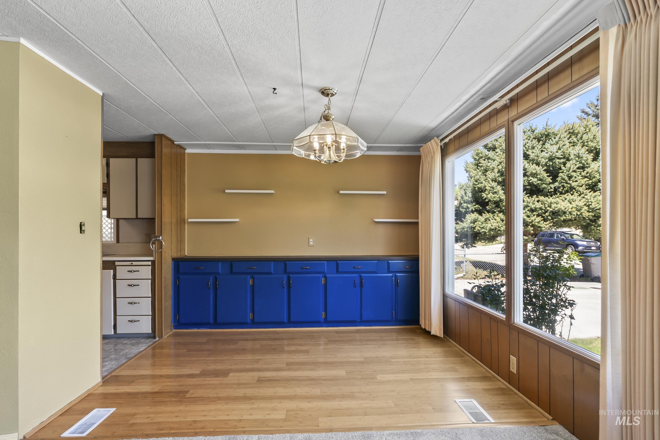5469 E Princess Dr Property Photo 16