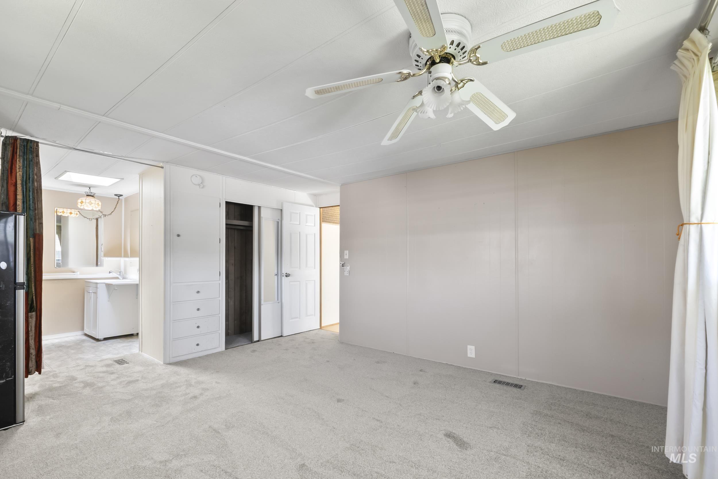 5469 E Princess Dr Property Photo 20