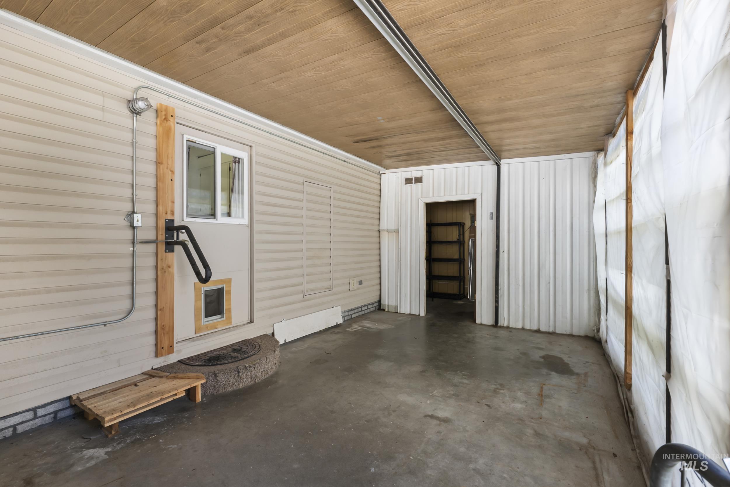 5469 E Princess Dr Property Photo 25