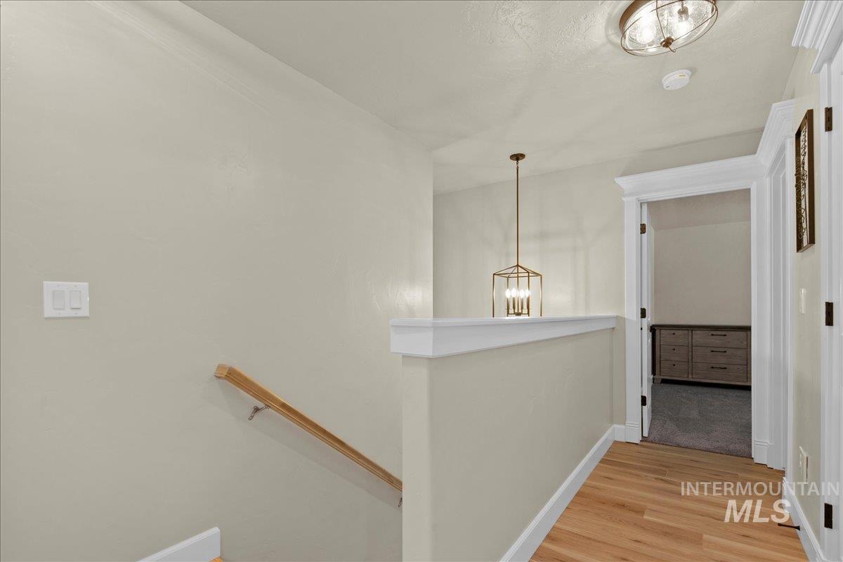 581 N Devon Pl Property Photo 30