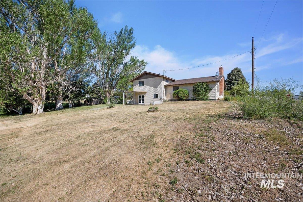 1211 E 4338 North Property Photo 3