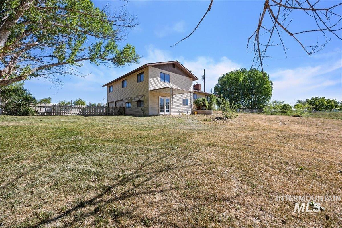 1211 E 4338 North Property Photo 5