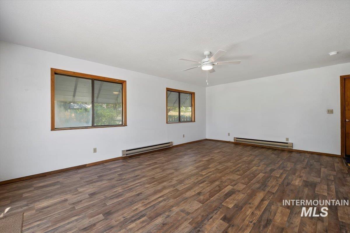 1211 E 4338 North Property Photo 16