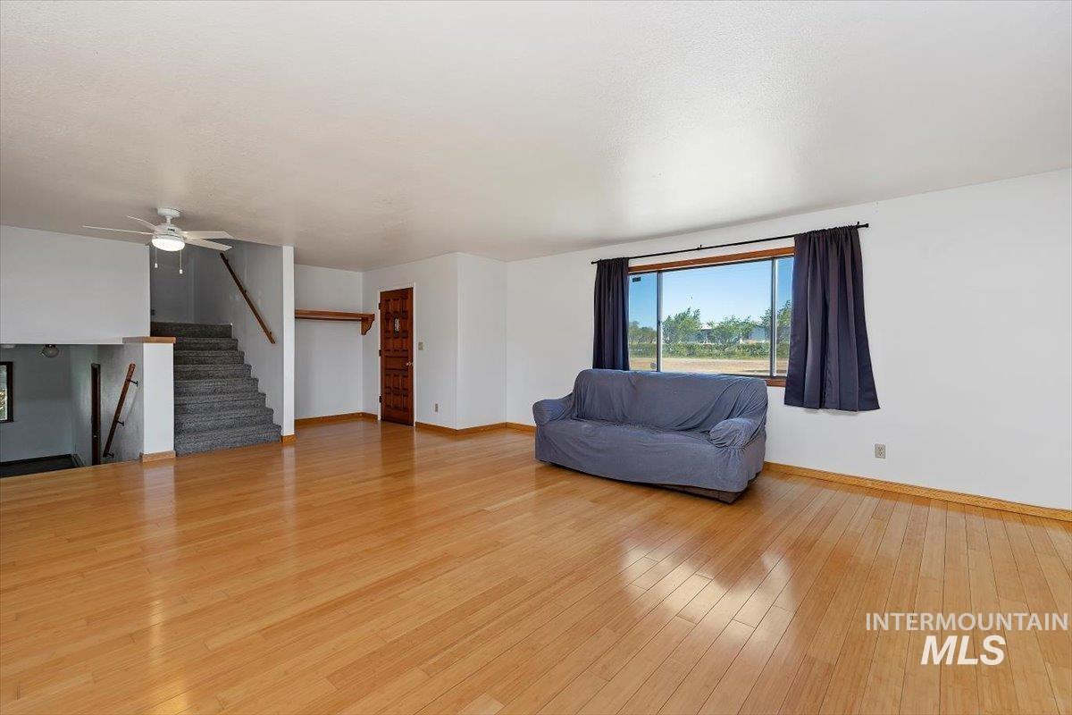 1211 E 4338 North Property Photo 31