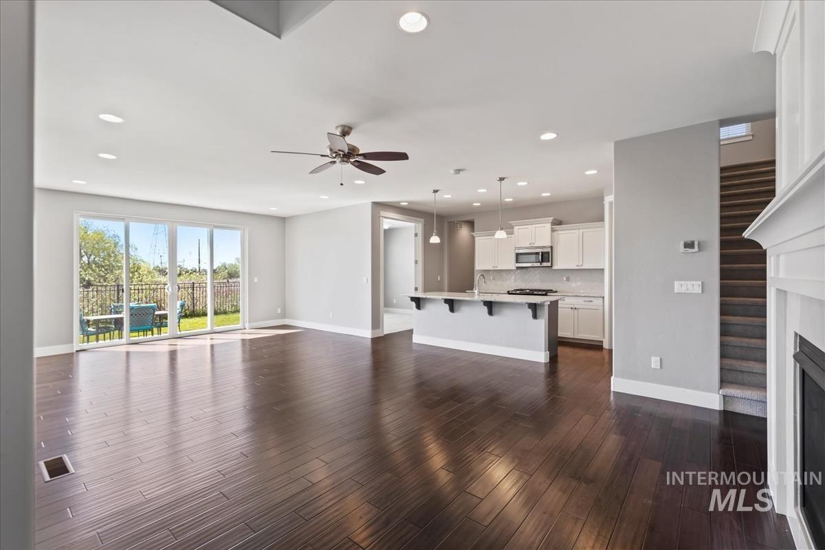 3631 S Pheasant Tail Way Property Photo 3