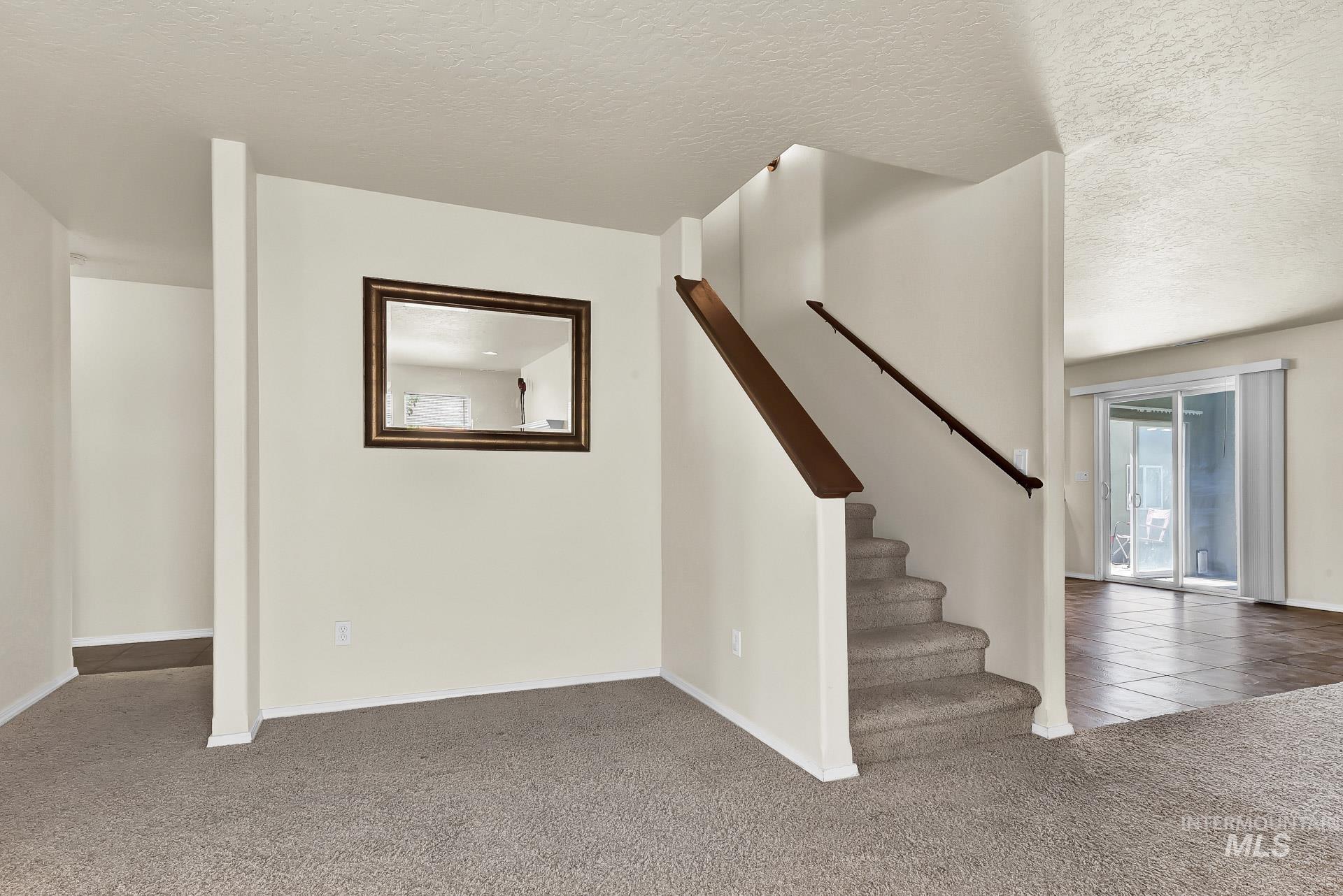 1335 N Meadowhills Property Photo 22