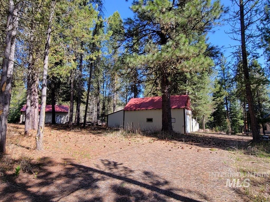 210 Bear Wallow Road Property Photo 2