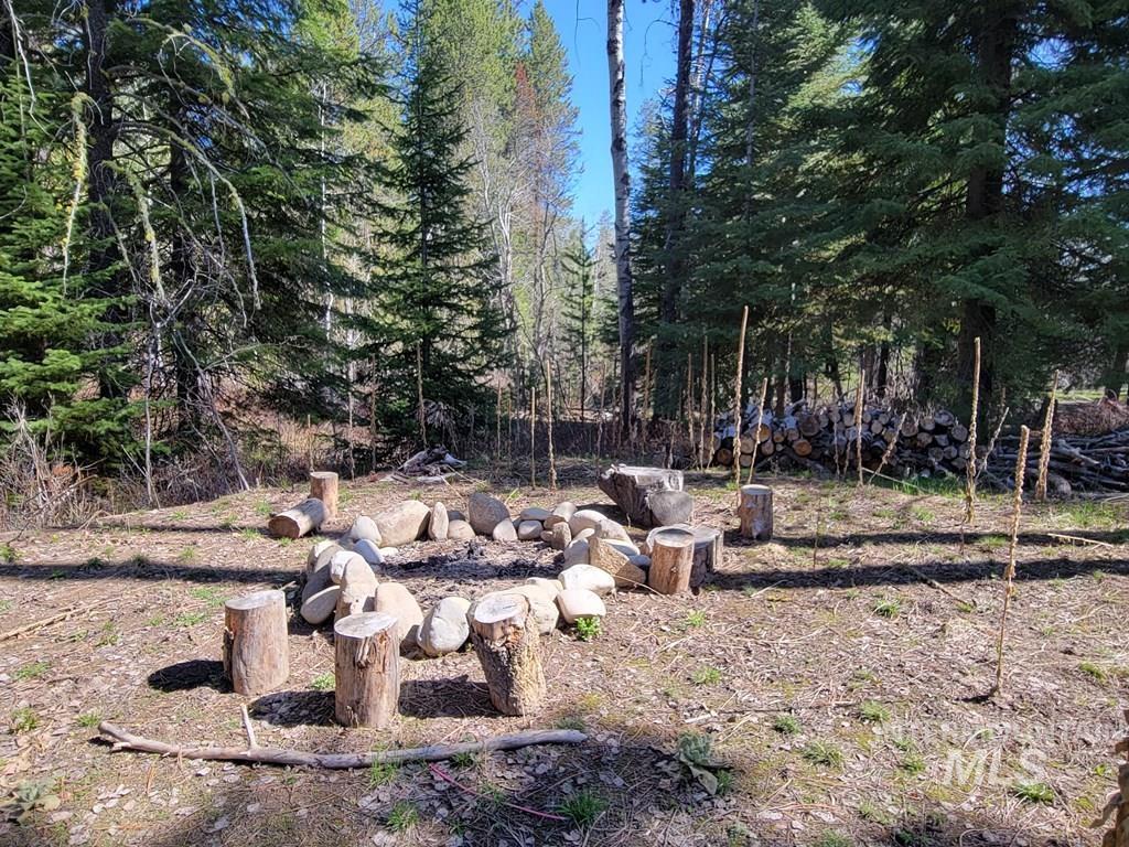 210 Bear Wallow Road Property Photo 4