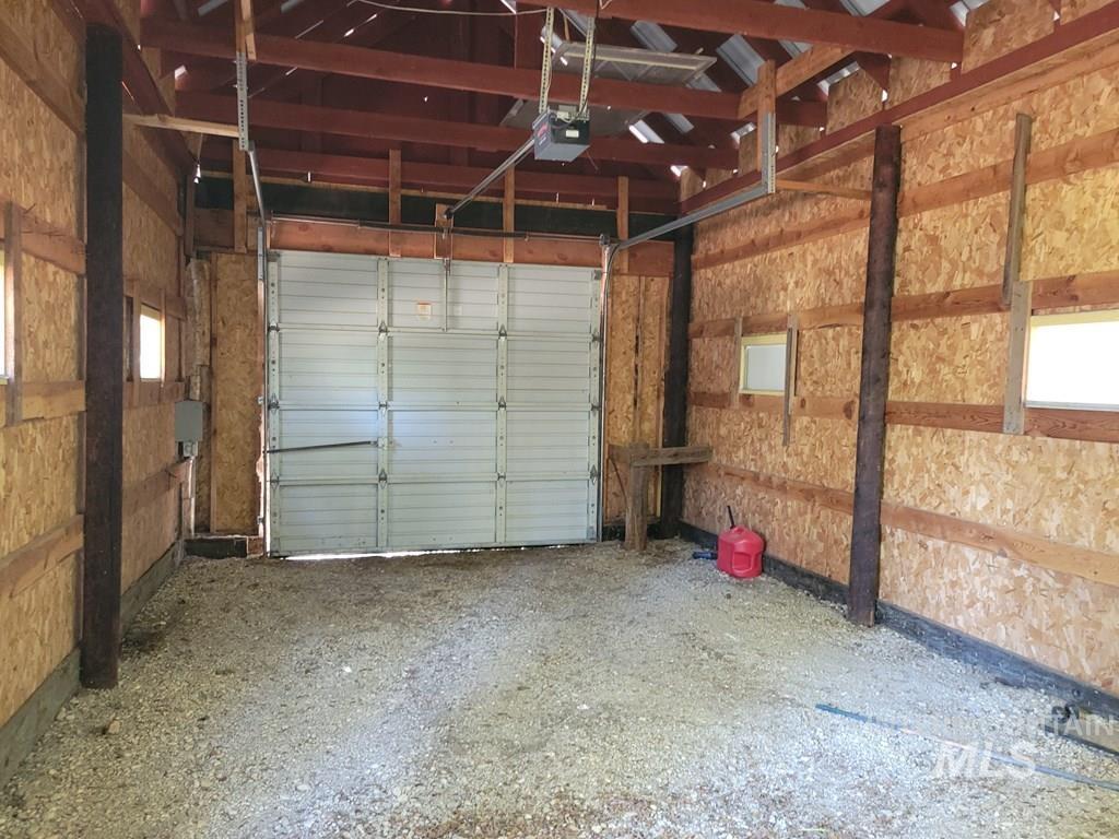 210 Bear Wallow Road Property Photo 8