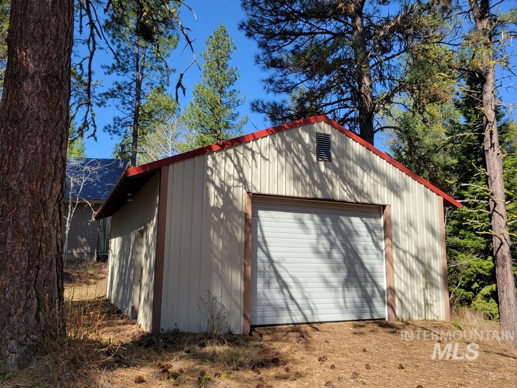 210 Bear Wallow Road Property Photo 12