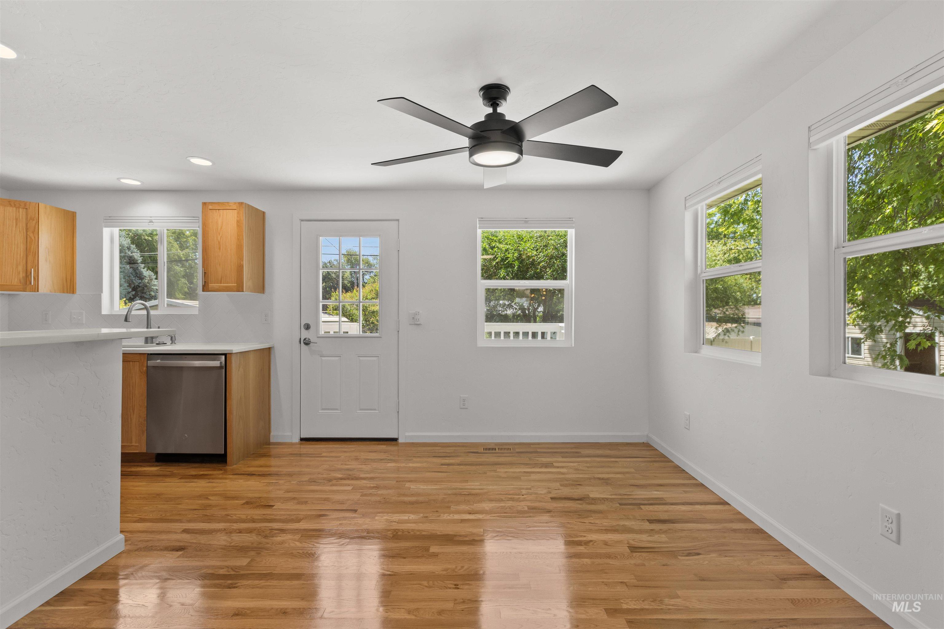 8101 W Wesley Drive Property Photo 12