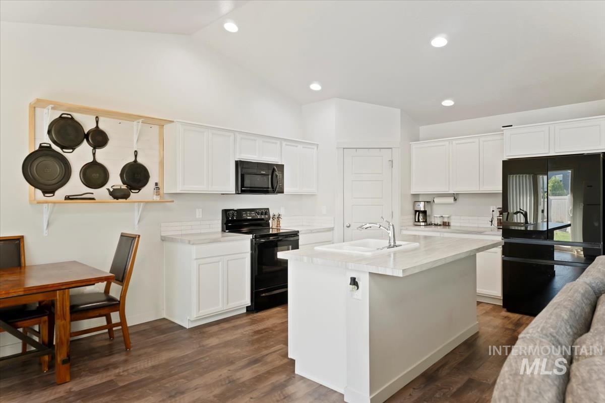 17368 N Wingtip Way Property Photo 9