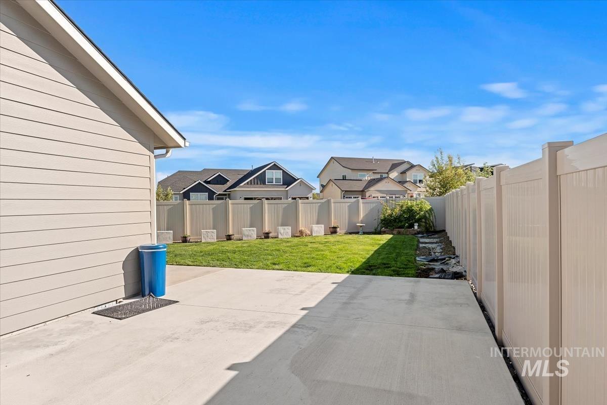 17368 N Wingtip Way Property Photo 33
