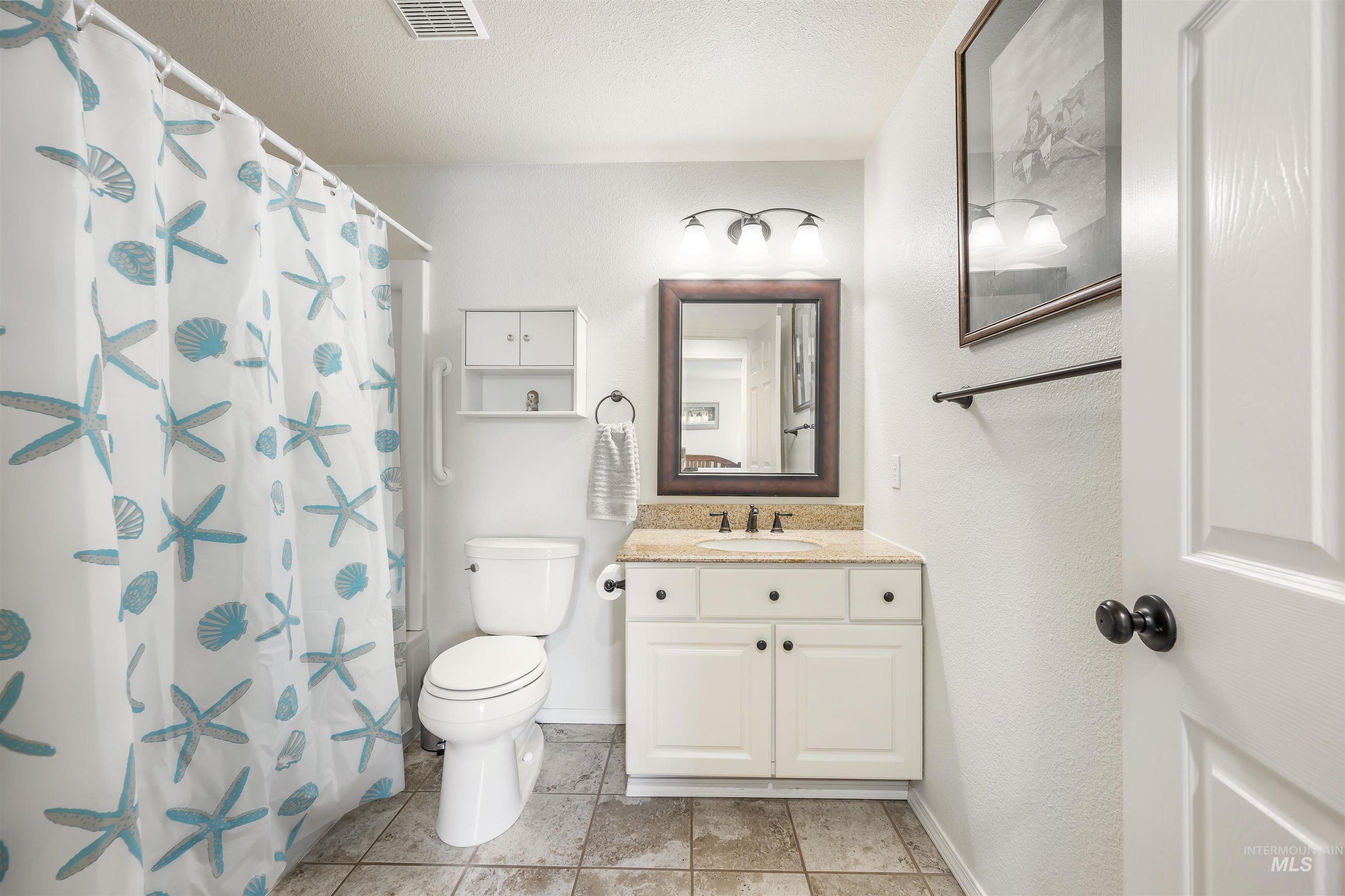 1177 N Lopez Ave Property Photo 29