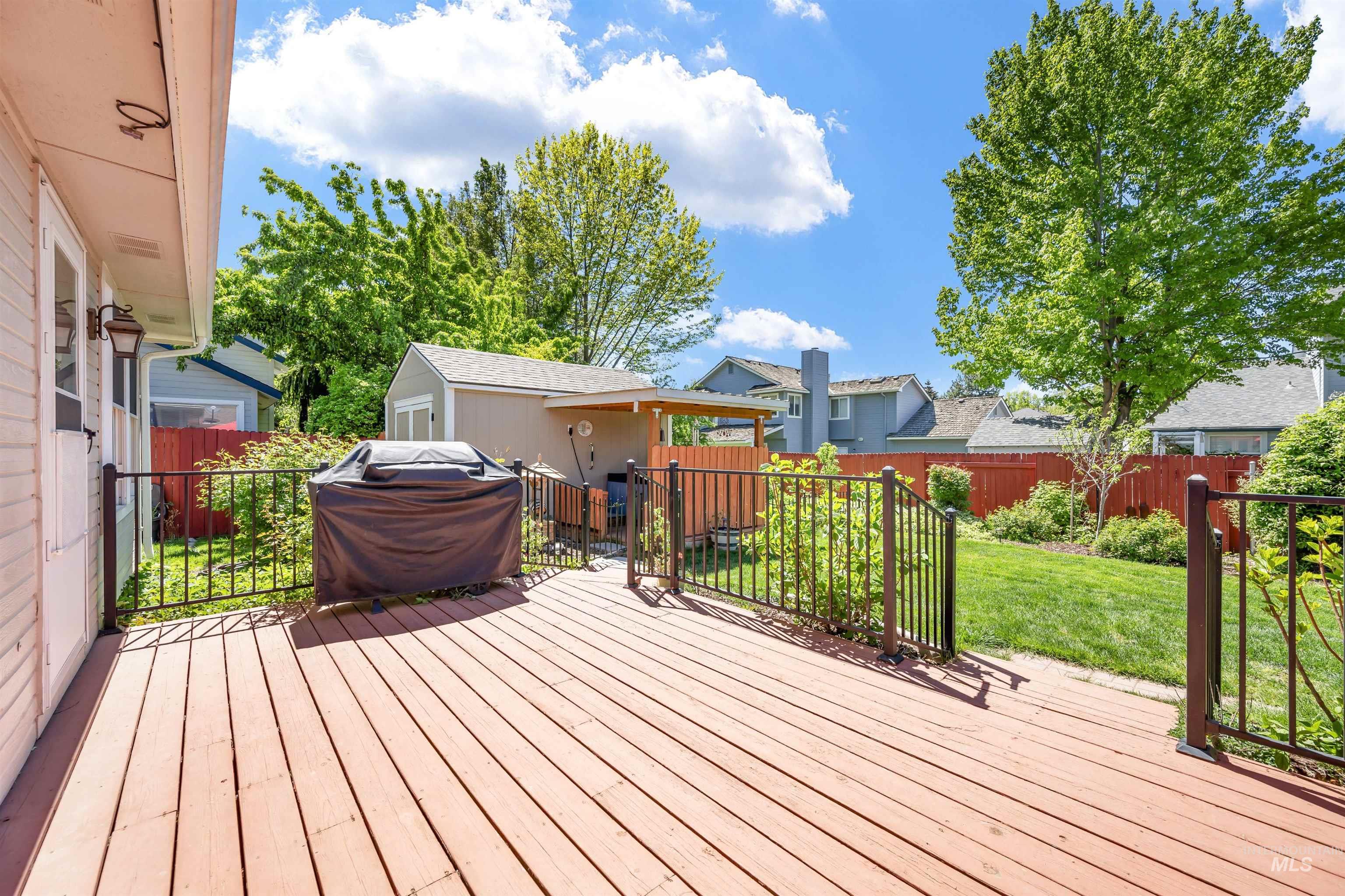 1177 N Lopez Ave Property Photo 34