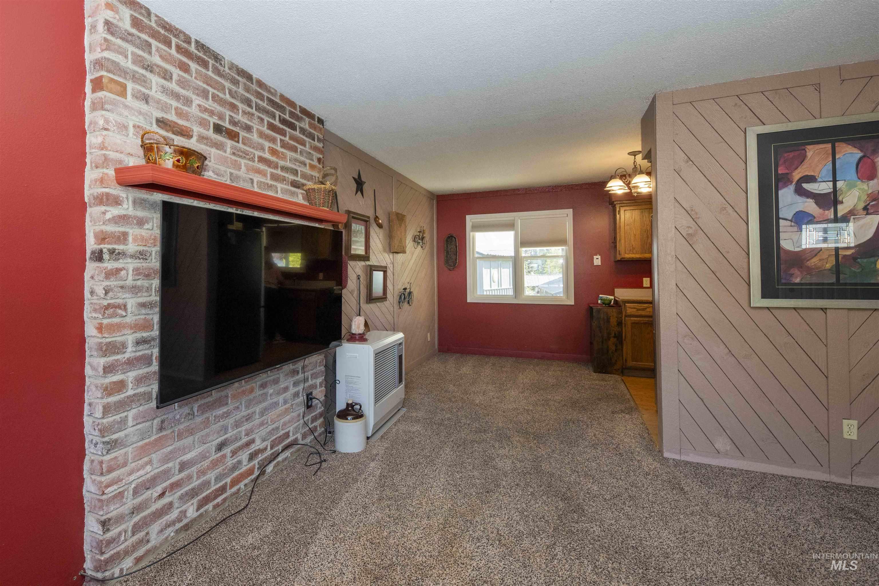 302 Ponderosa Ct Property Photo 7