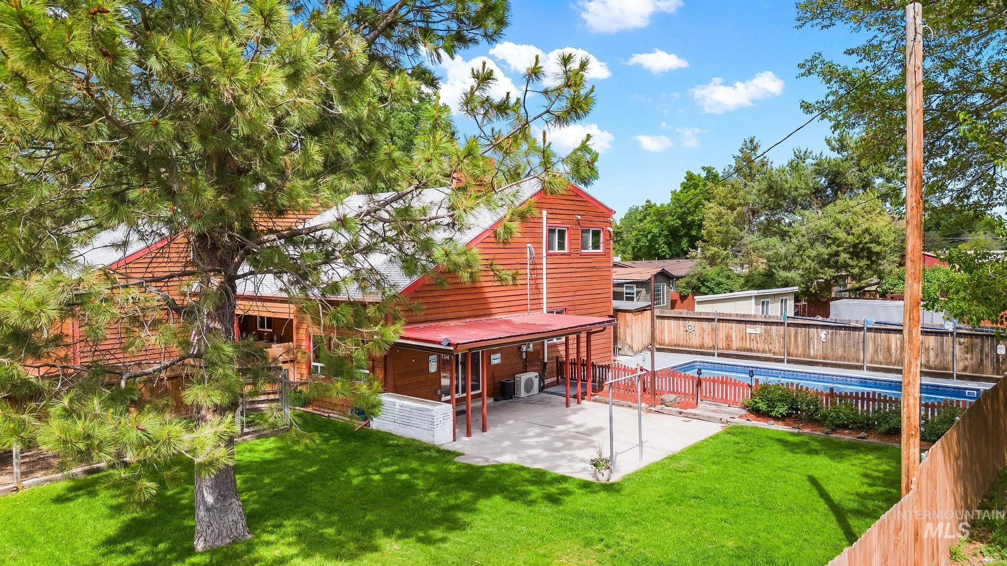 2015 Washington Ave Property Photo 12