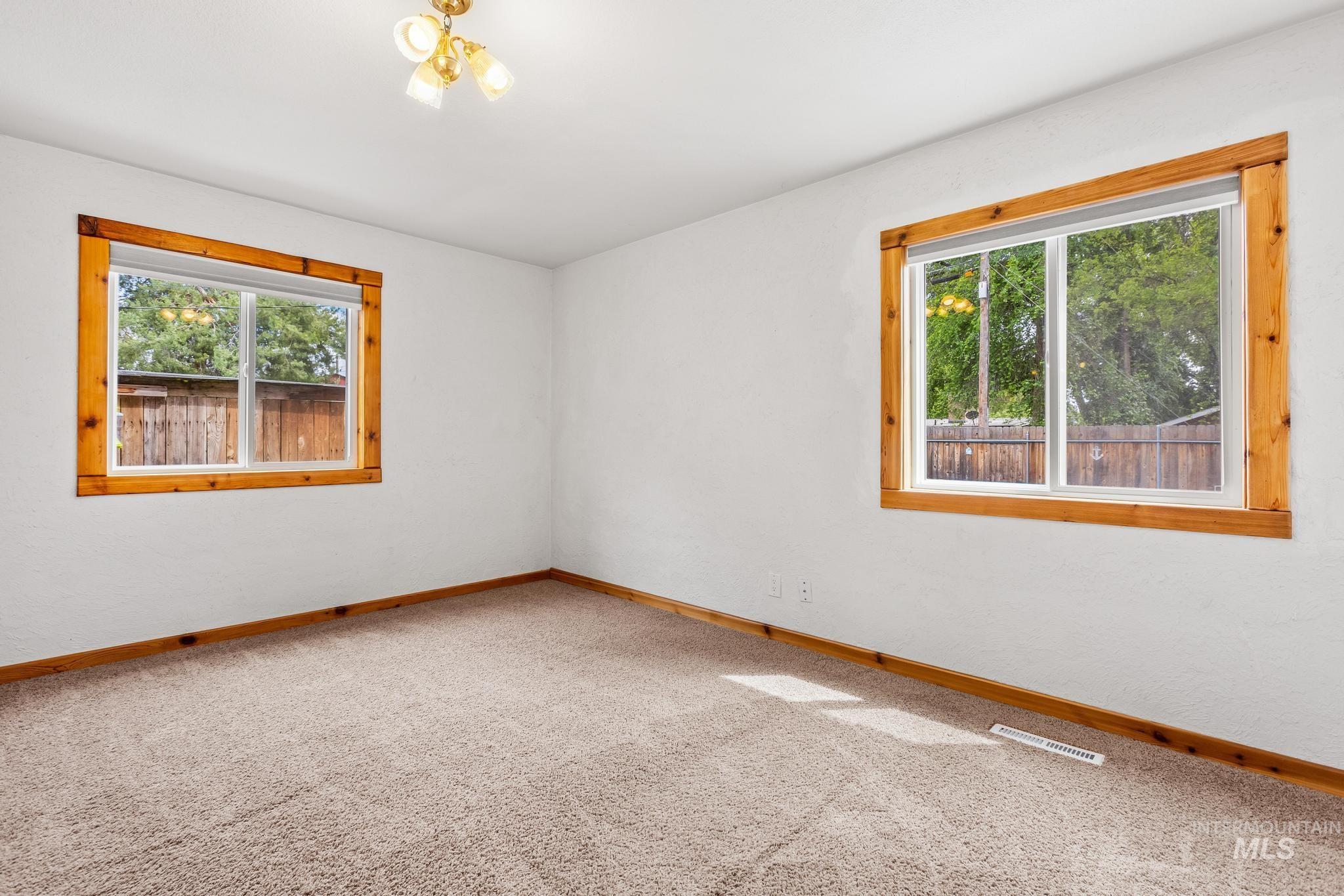2015 Washington Ave Property Photo 25