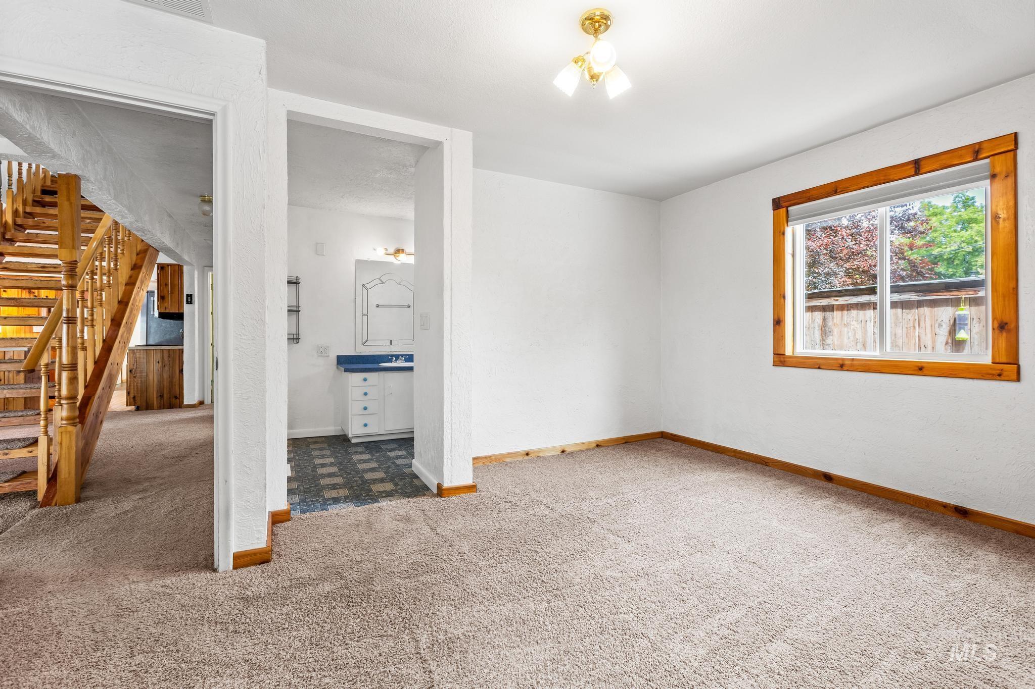2015 Washington Ave Property Photo 26