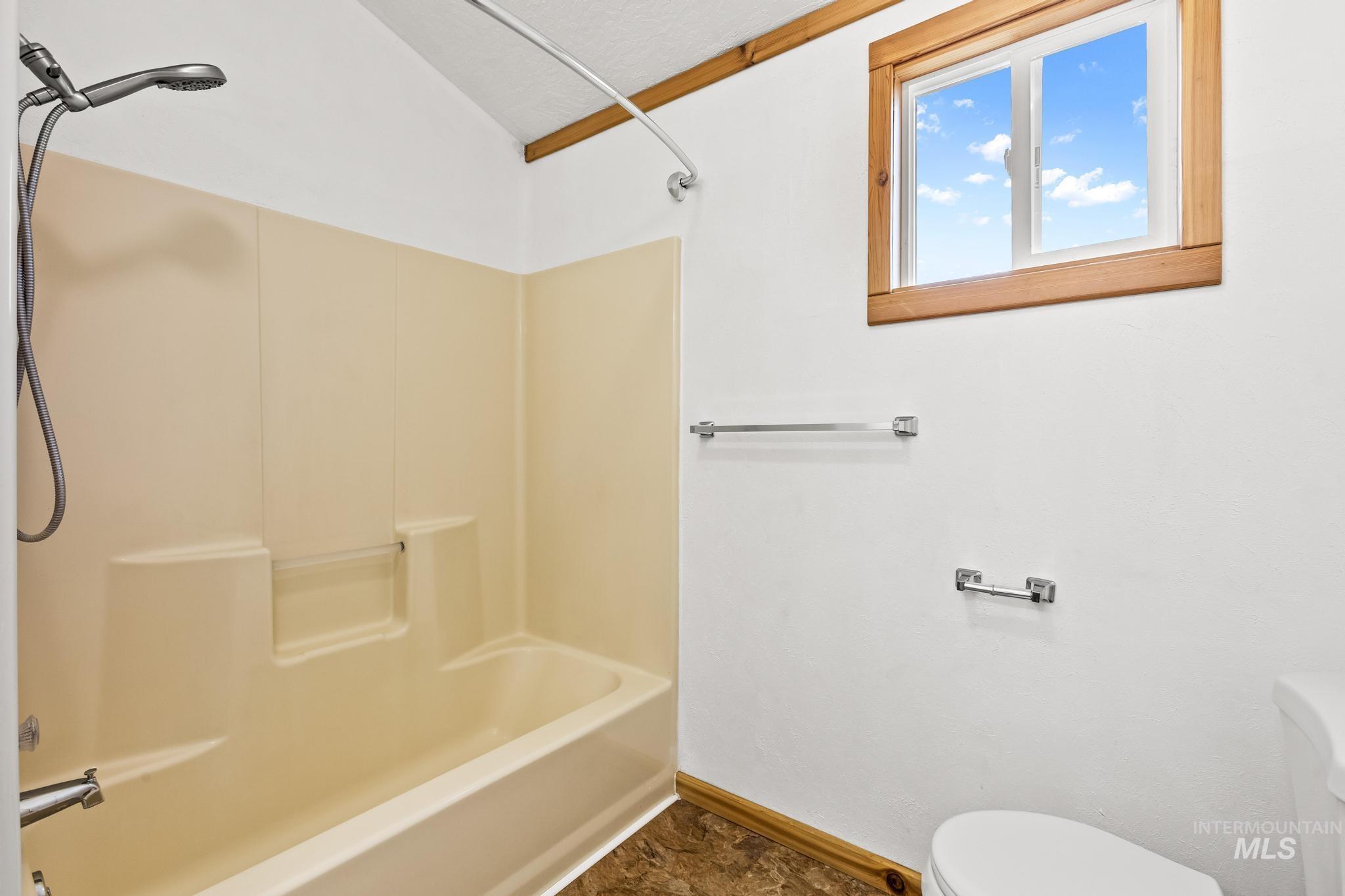 2015 Washington Ave Property Photo 44