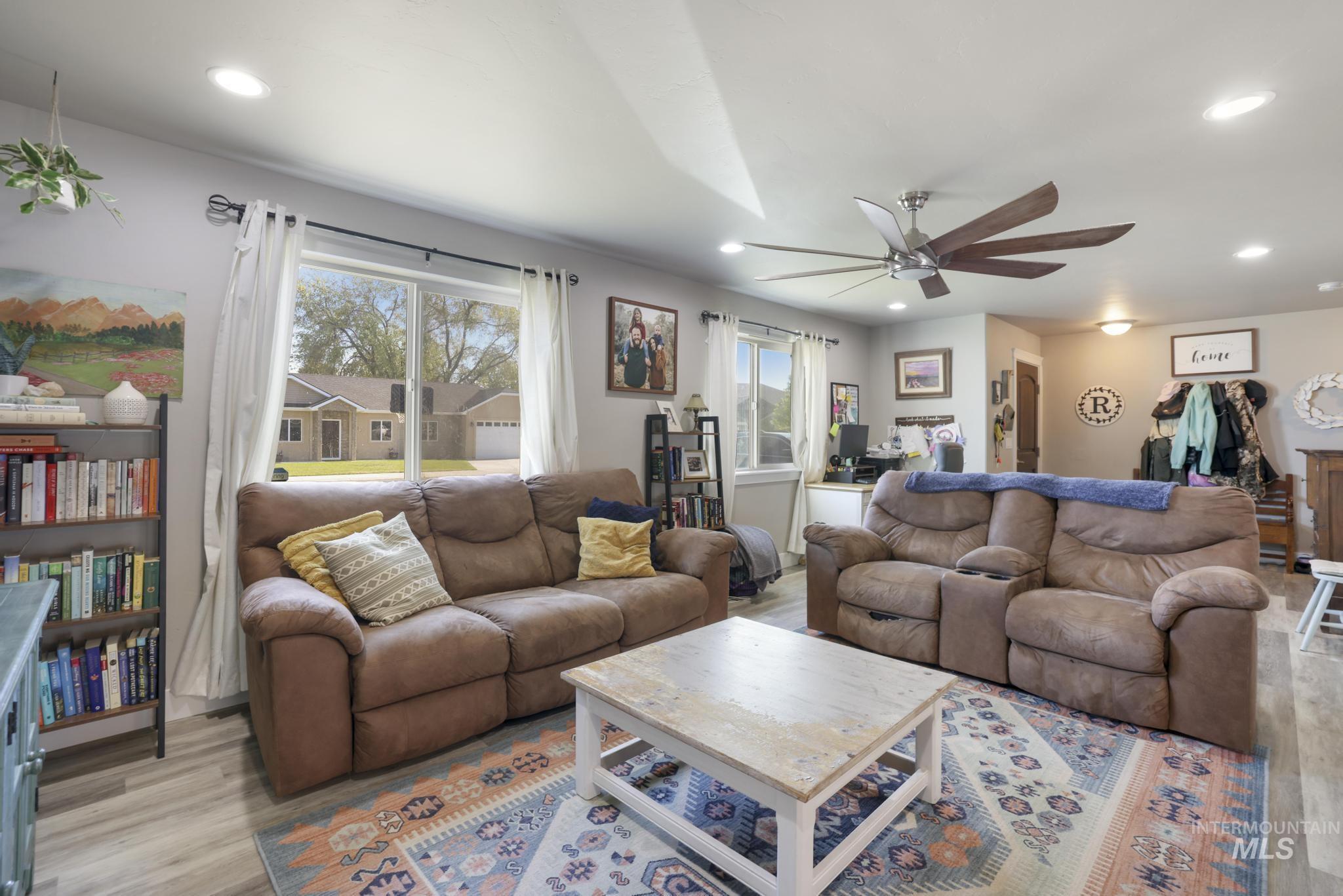 830 Lynx Drive Property Photo 11