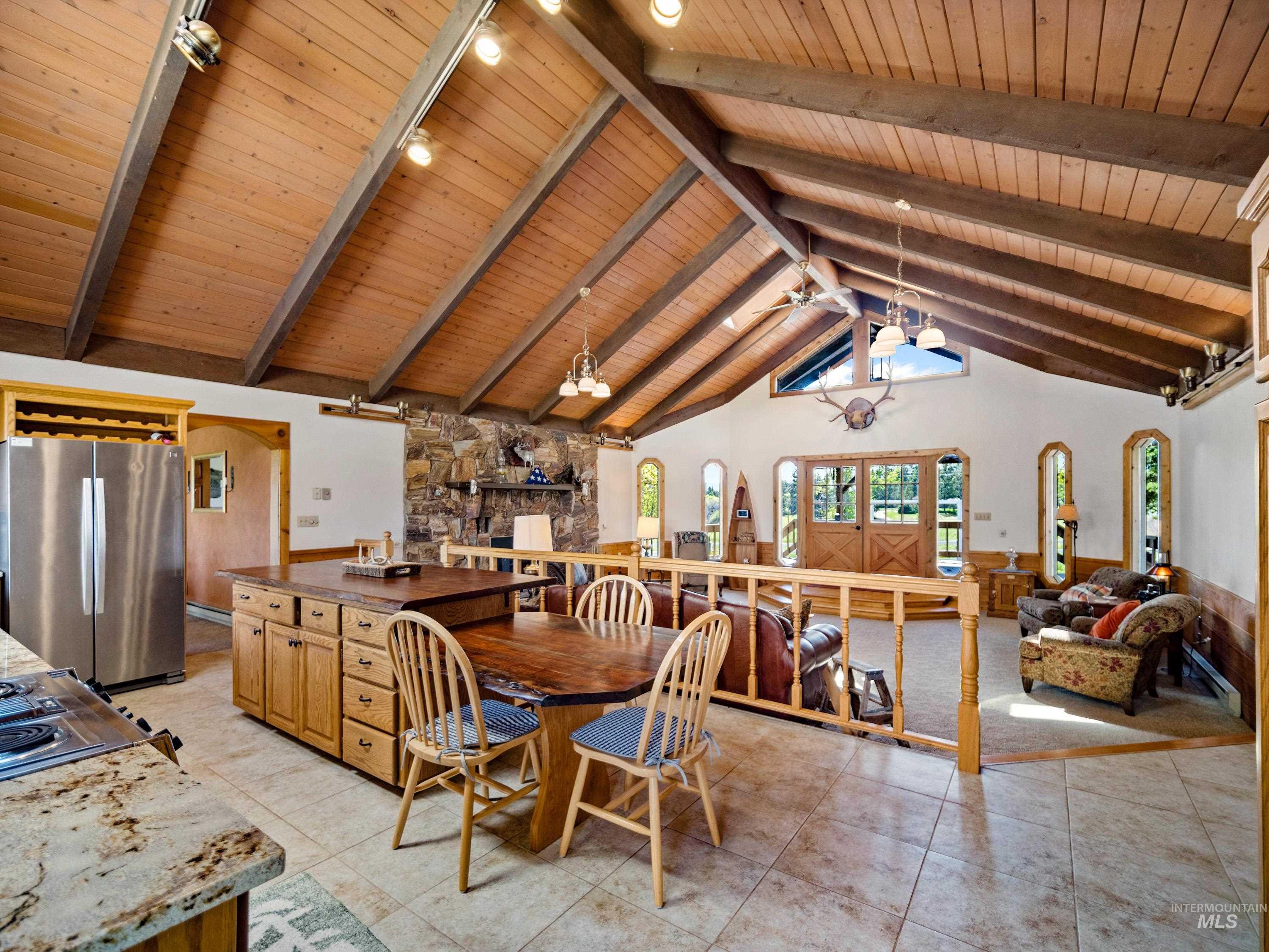 56922 S Hwy 97 Property Photo 16