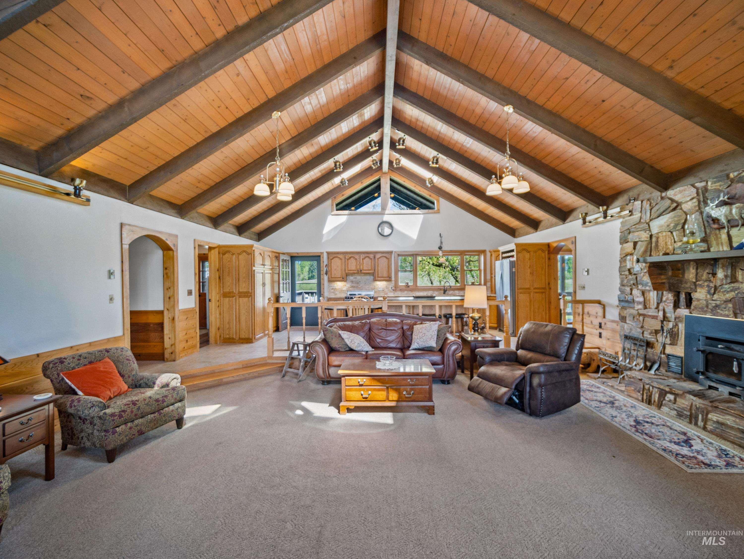 56922 S Hwy 97 Property Photo 17