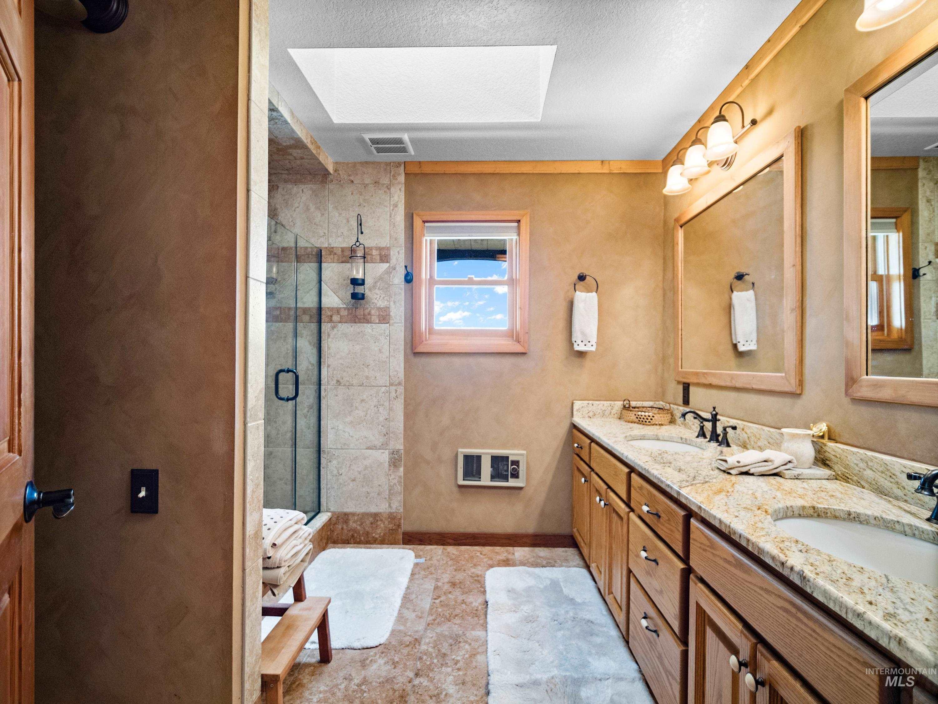 56922 S Hwy 97 Property Photo 21