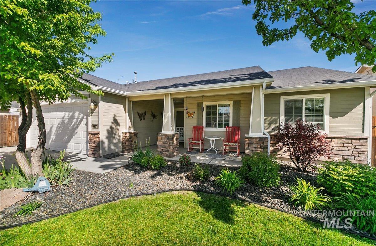 1207 Empire Court Property Photo 1