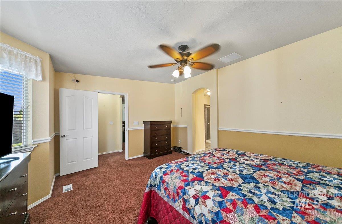 1207 Empire Court Property Photo 20