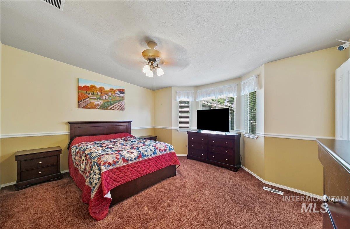 1207 Empire Court Property Photo 21