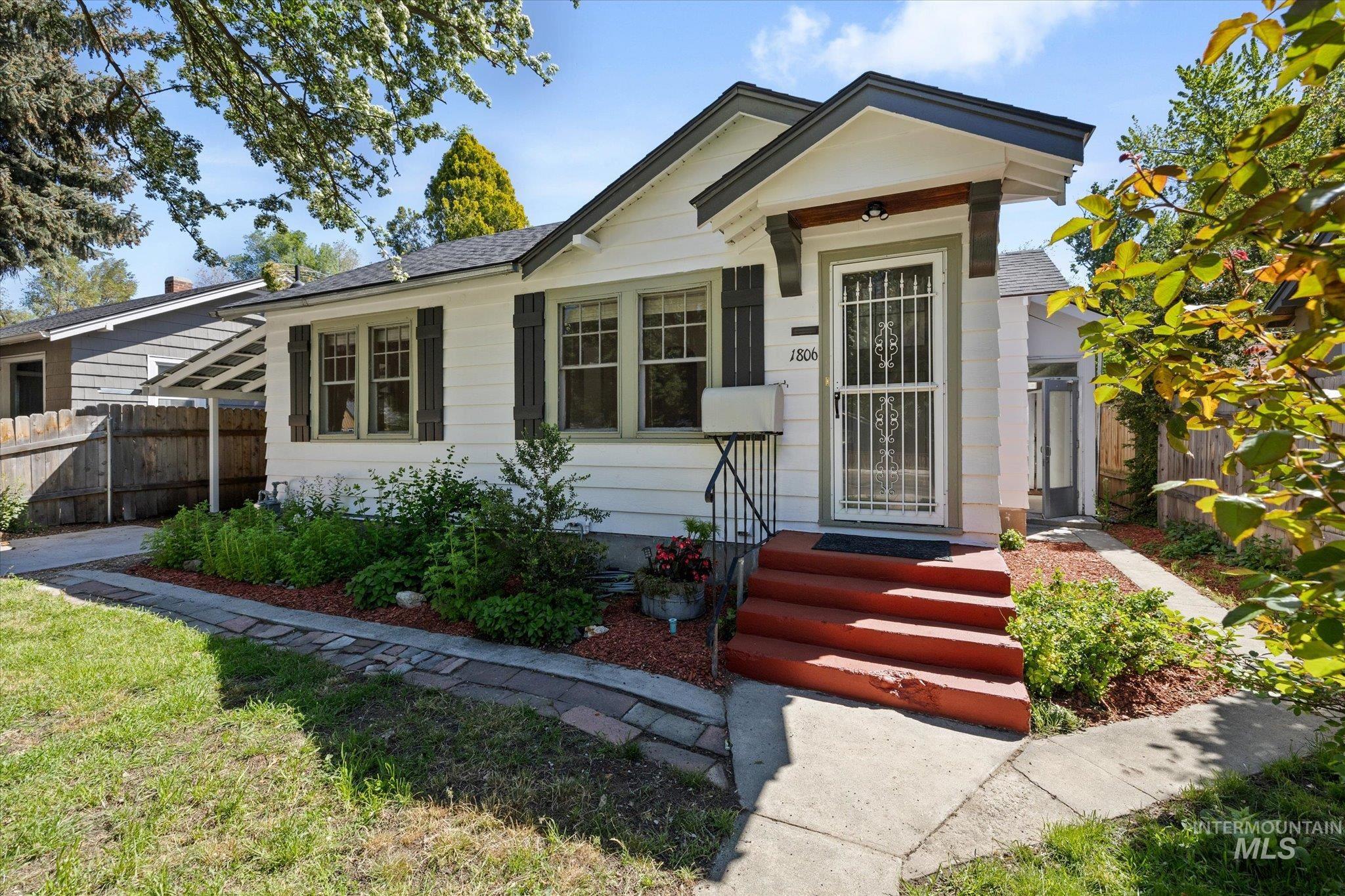 1806 N 28th Street Property Photo 2