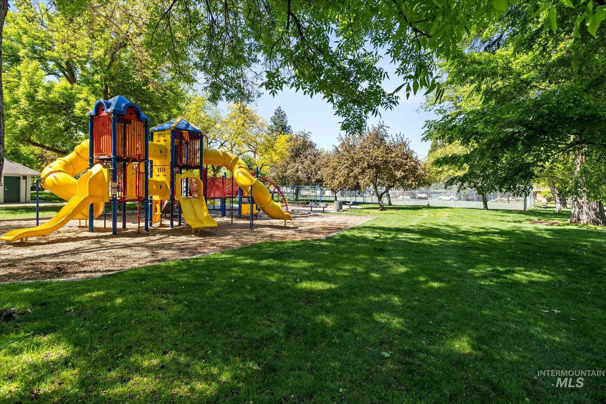 1806 N 28th Street Property Photo 43