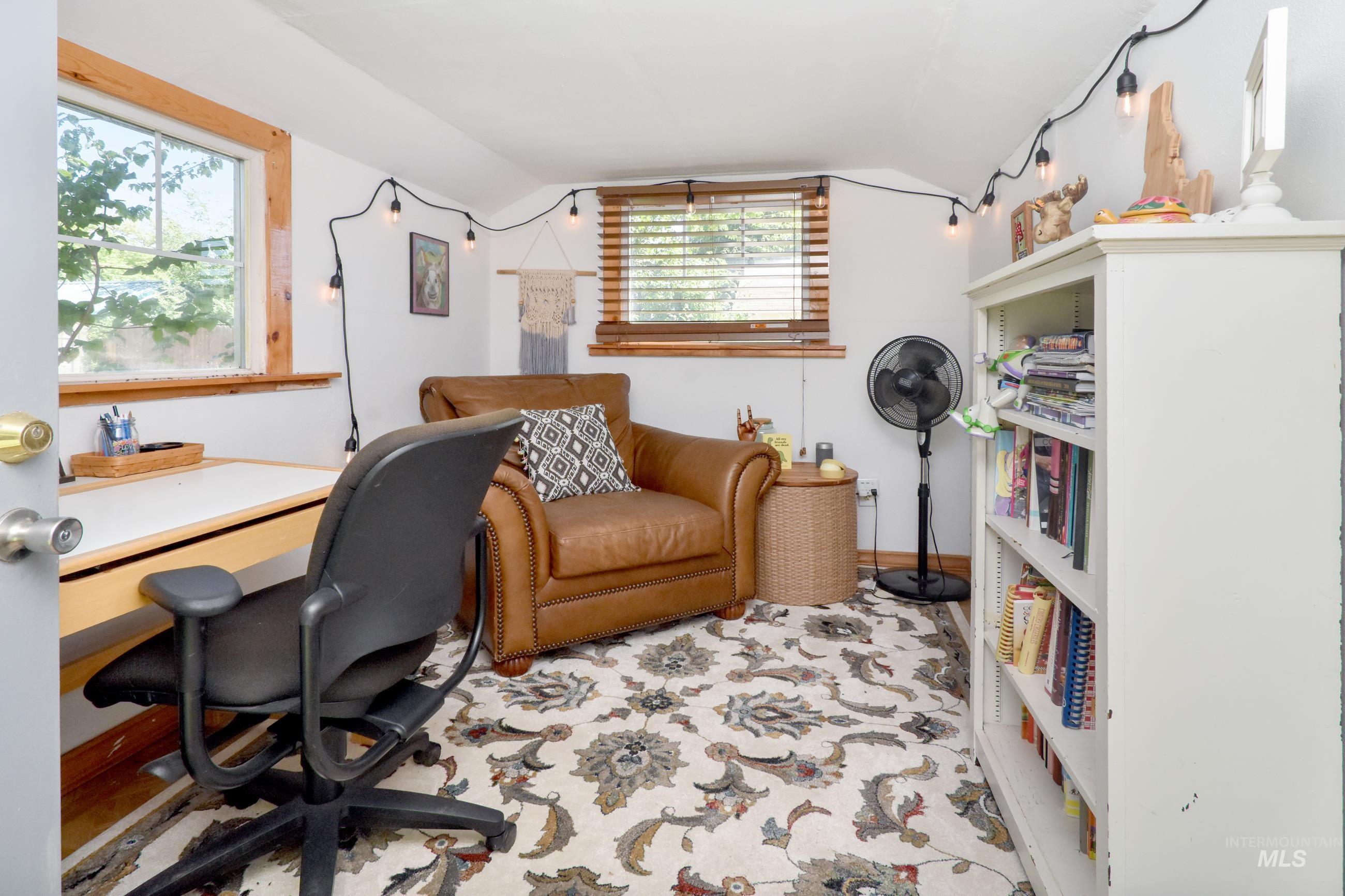 1713 Blaine St Property Photo 10