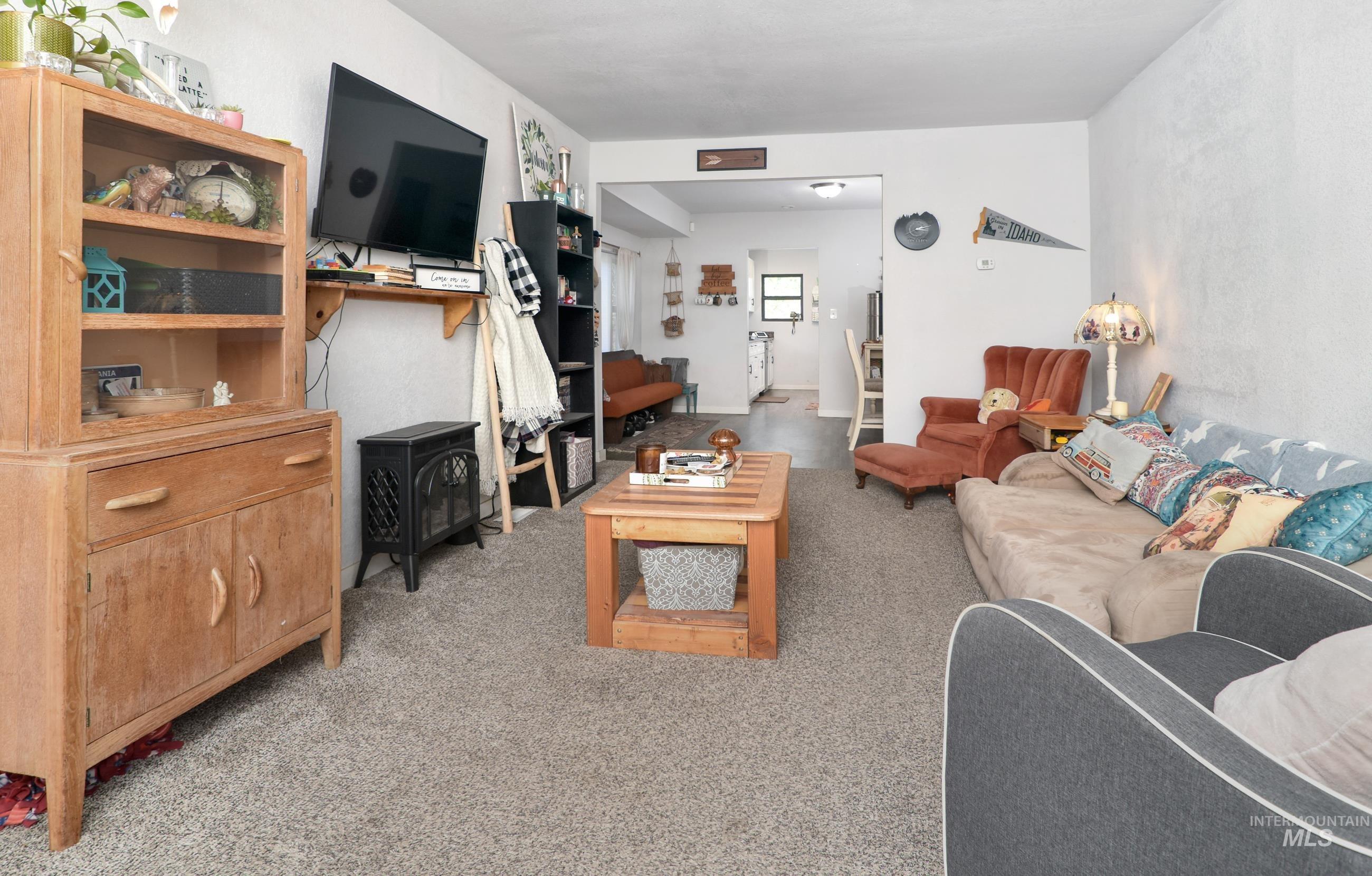 1713 Blaine St Property Photo 16