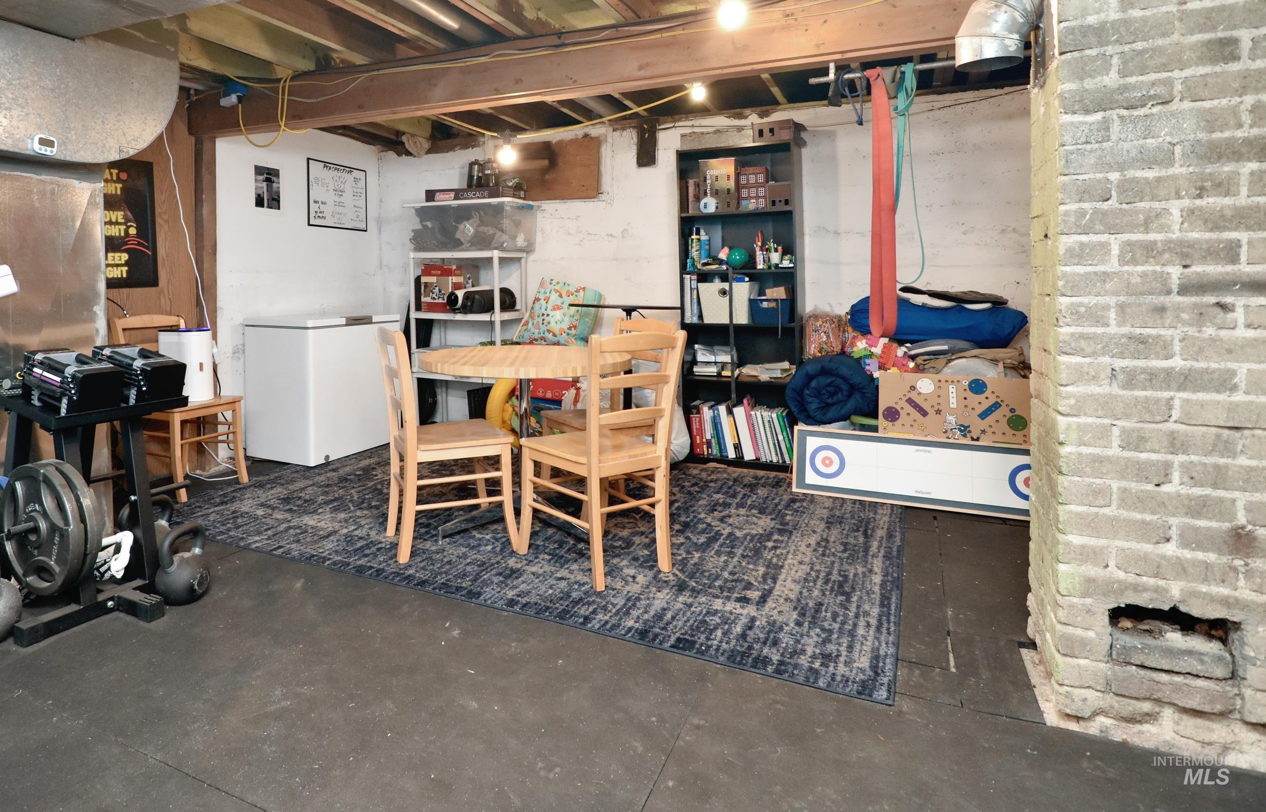 1713 Blaine St Property Photo 21