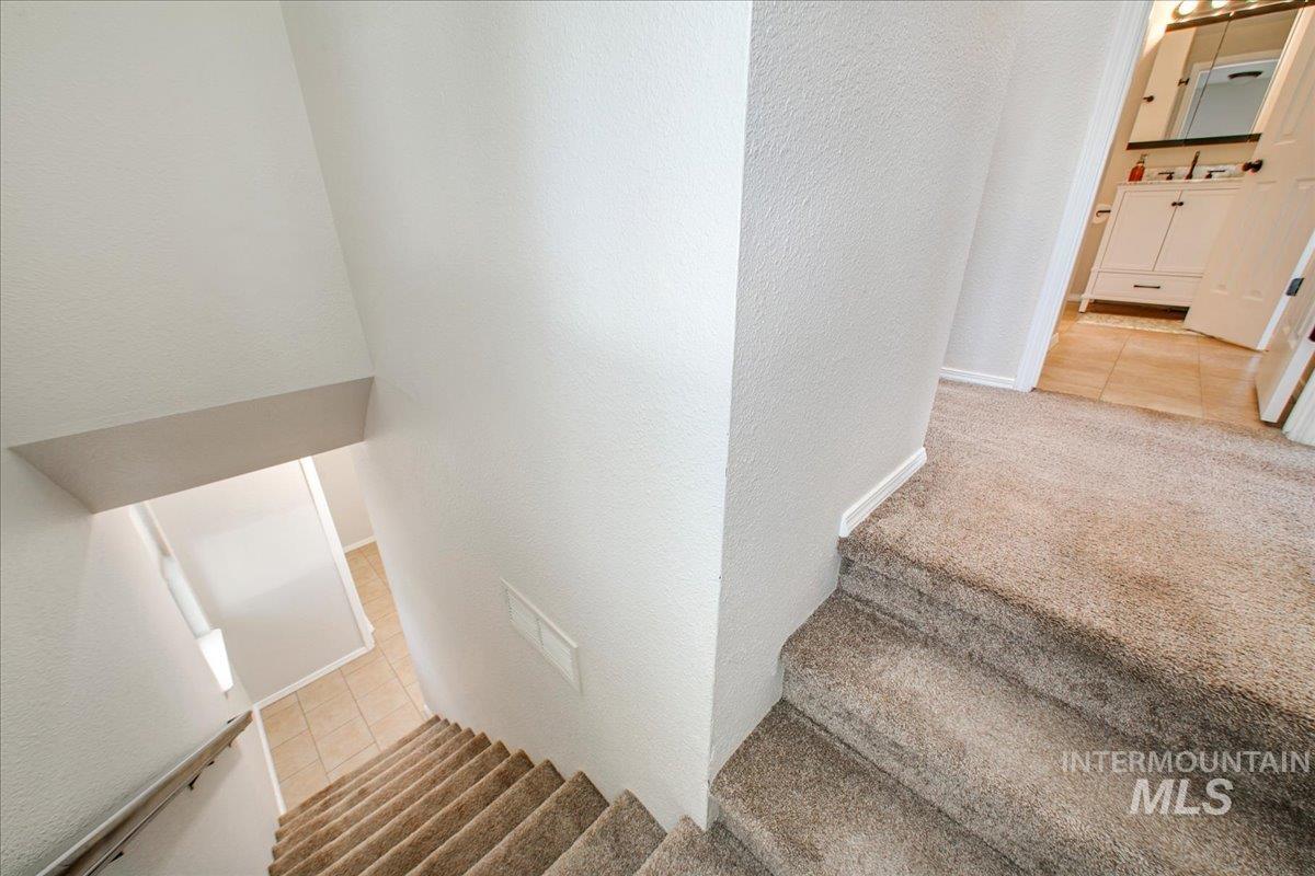 3017 S Windstream Ln Property Photo 17