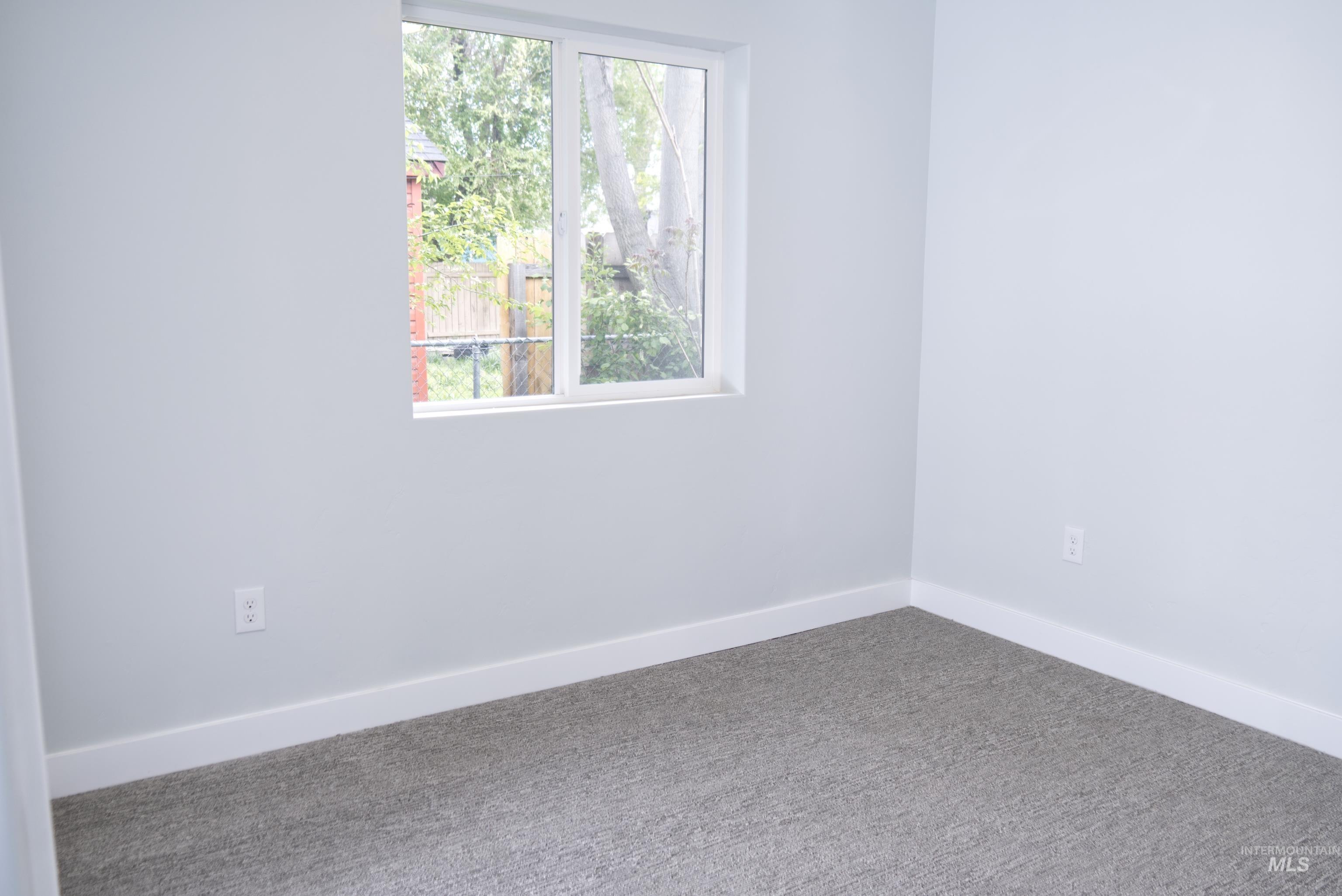 602 E Freeport St Property Photo 22