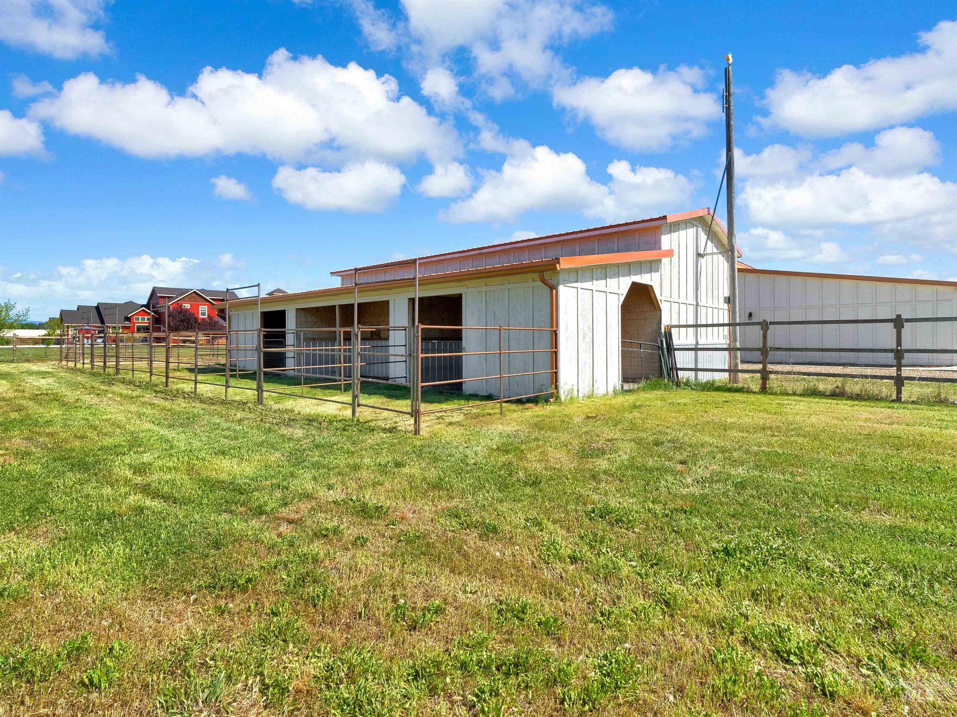 10922 W Beagle Flats Lane Property Photo 48