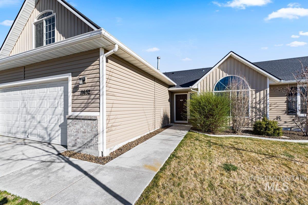 11452 W Meliadine River Property Photo 2