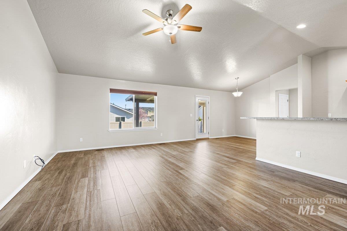11452 W Meliadine River Property Photo 8