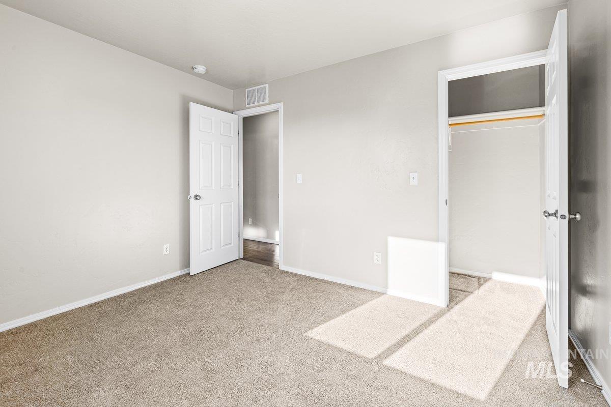 11452 W Meliadine River Property Photo 17
