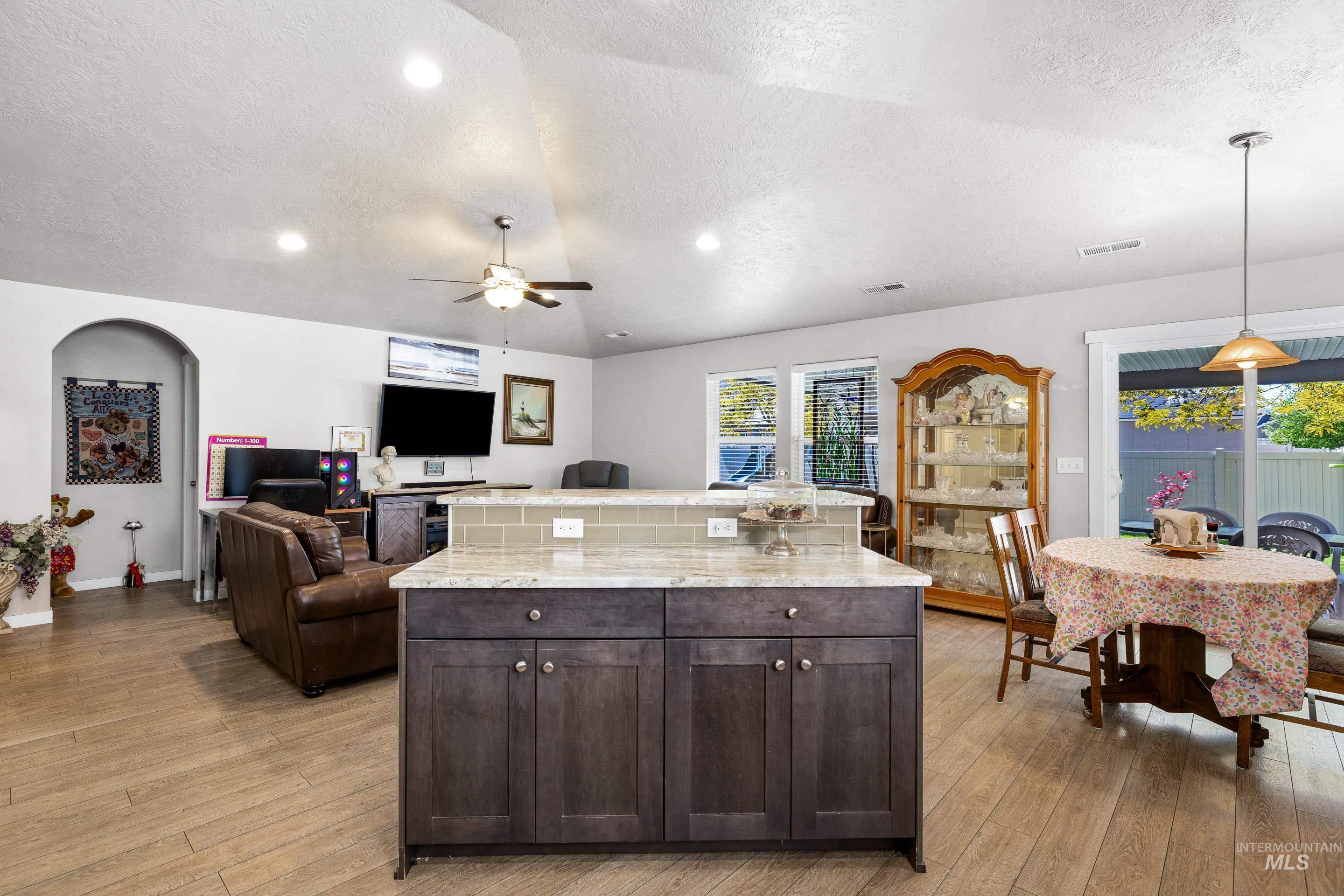 377 E Havasu Falls Property Photo 12