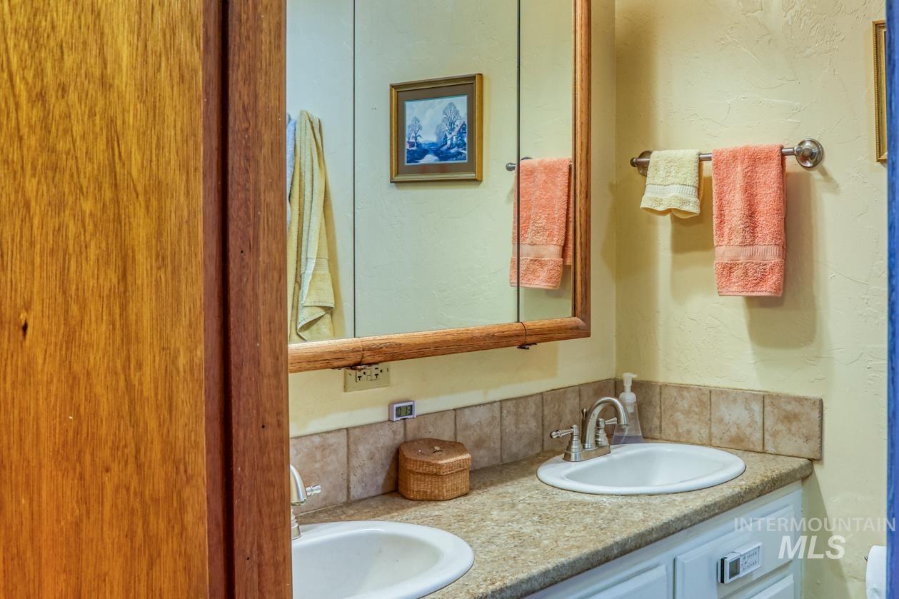 3145 N 3500 E Property Photo 24