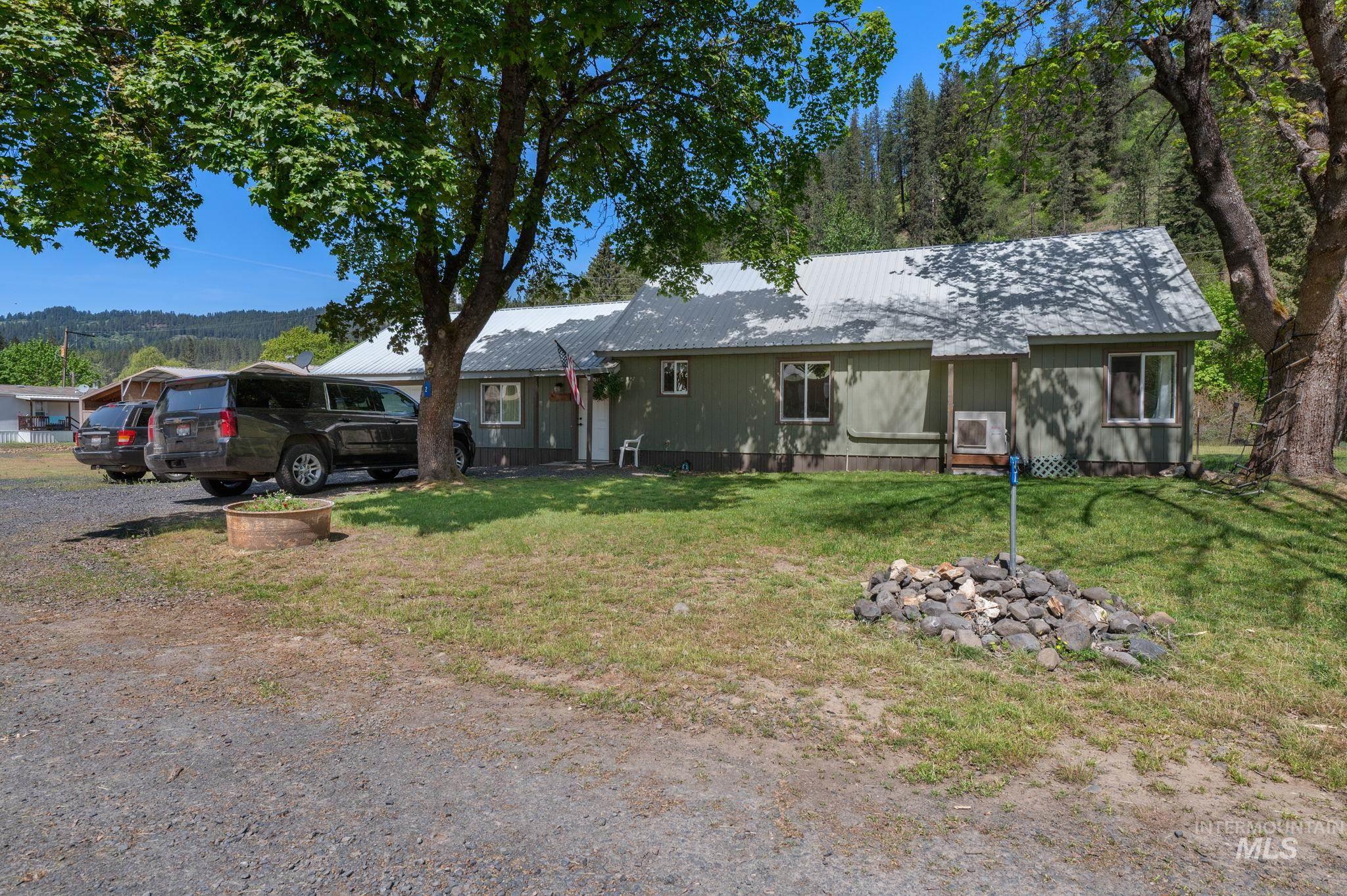 1 Creekside Drive Property Photo 5