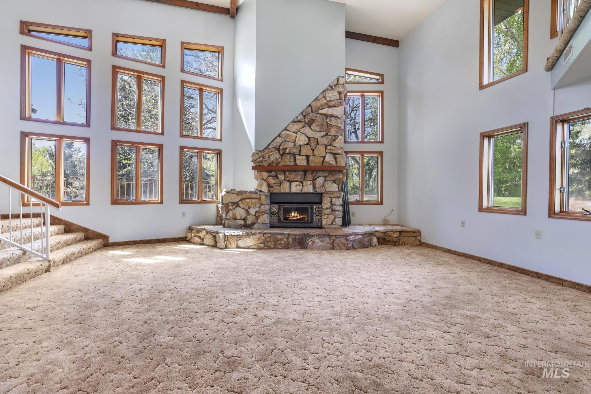 569 Spring Creek Rd Property Photo 12